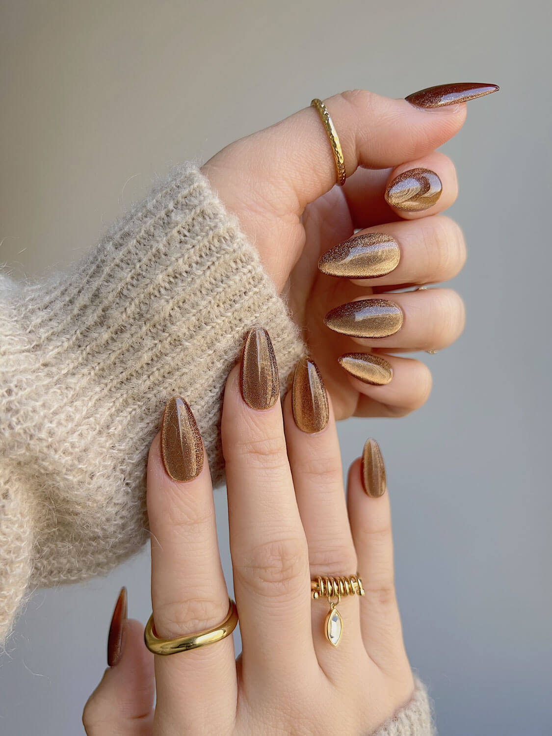 Light Brown Color Cat-Eye Pressonnails