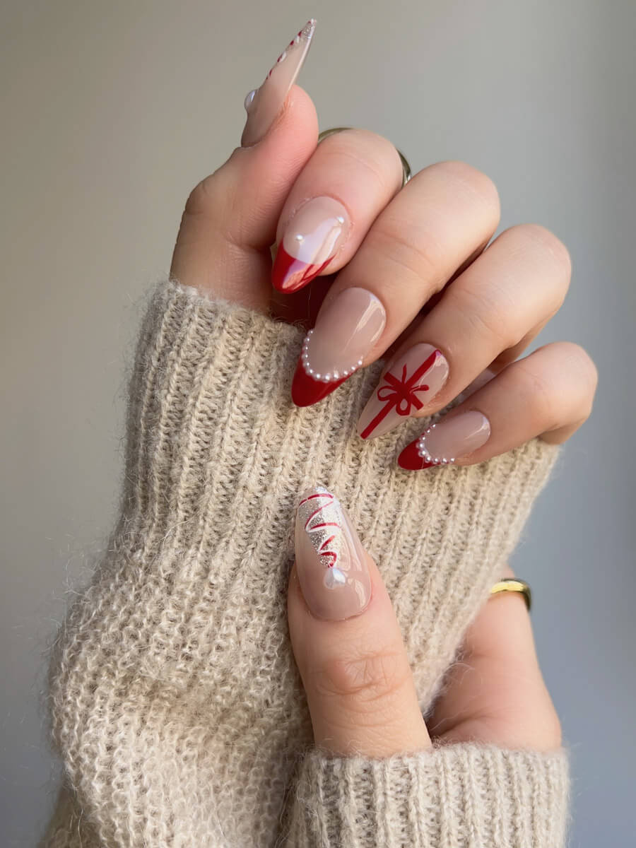 Red Surprise Box Med Almond Press on nails