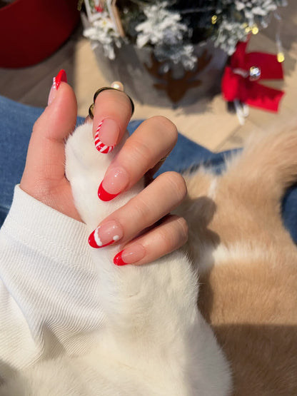 Red Christamas nails short oval Santa Hat