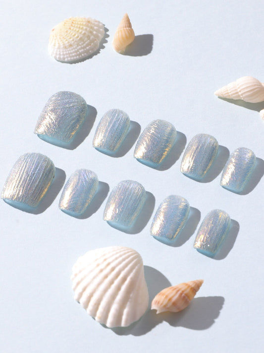 Ocean resort style pressonnails