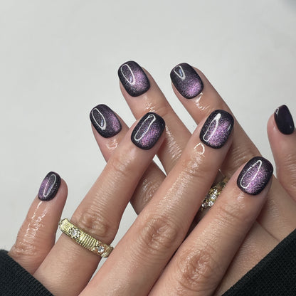 Dark purple Cat Eye Nails