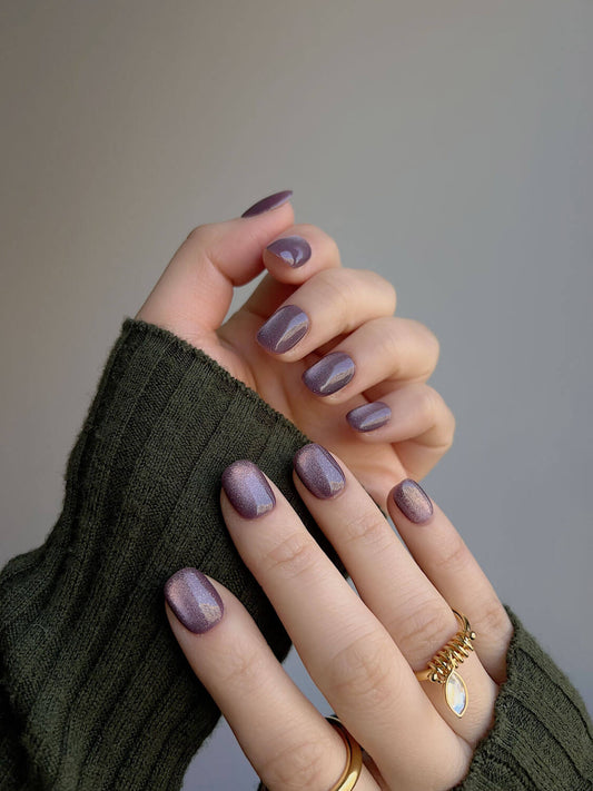 Violet Cat-eye Press on nails