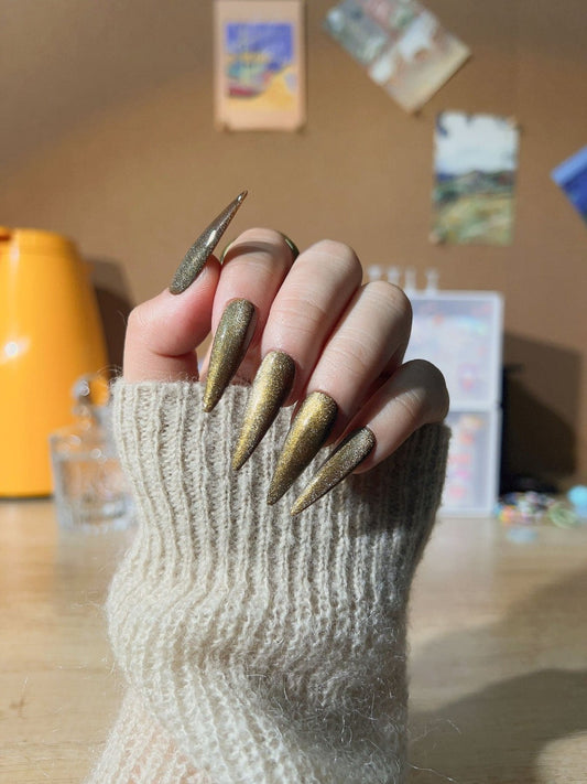 Mocha Stare Long Stiletto Press on nails